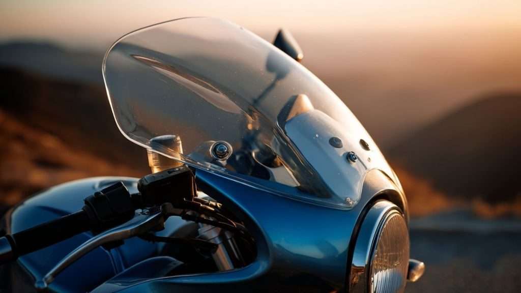 Nettoyer bulle moto : Visibilité sans rayures
