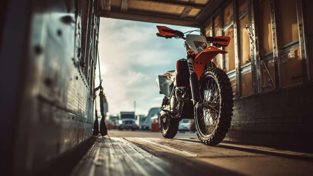 Location camion transport moto : transport moto sécurisé